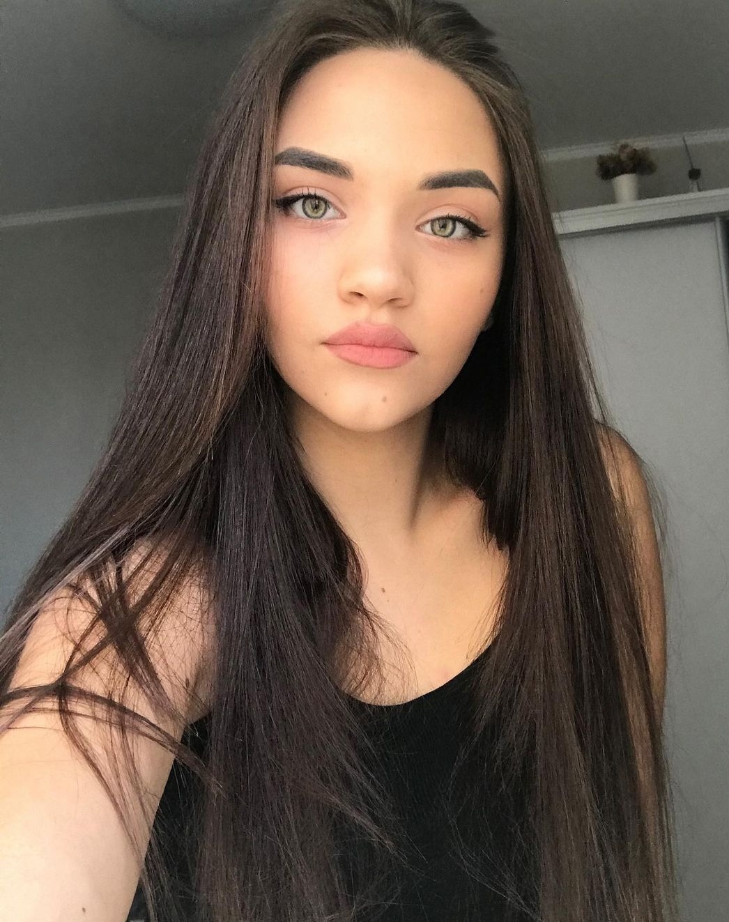 Cindy0SLUT Female,5'3 or under(160cm),German,Brown,Ladies